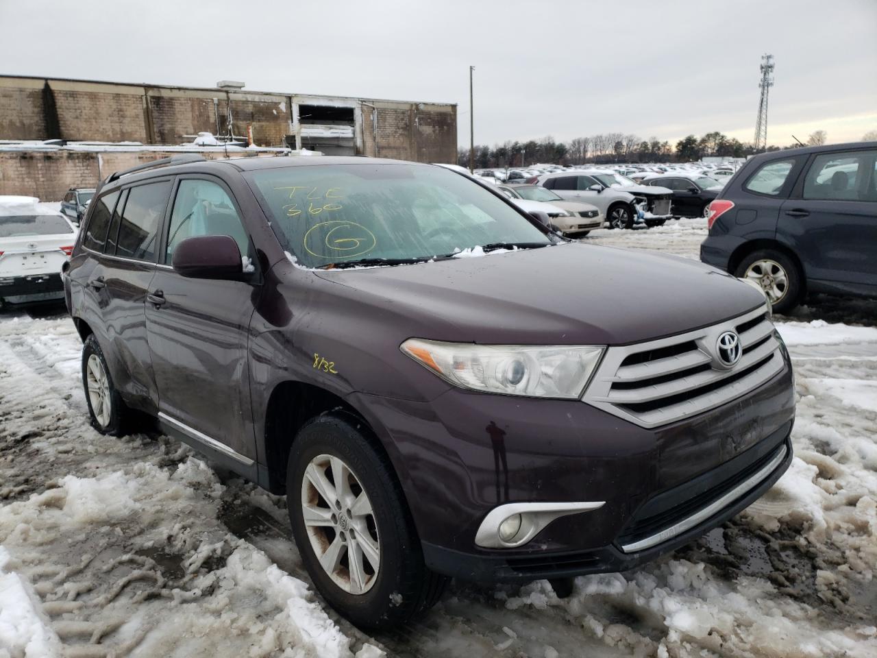 TOYOTA HIGHLANDER 2012 with VIN 5TDBK3EHXCS158110 - Photo from auction