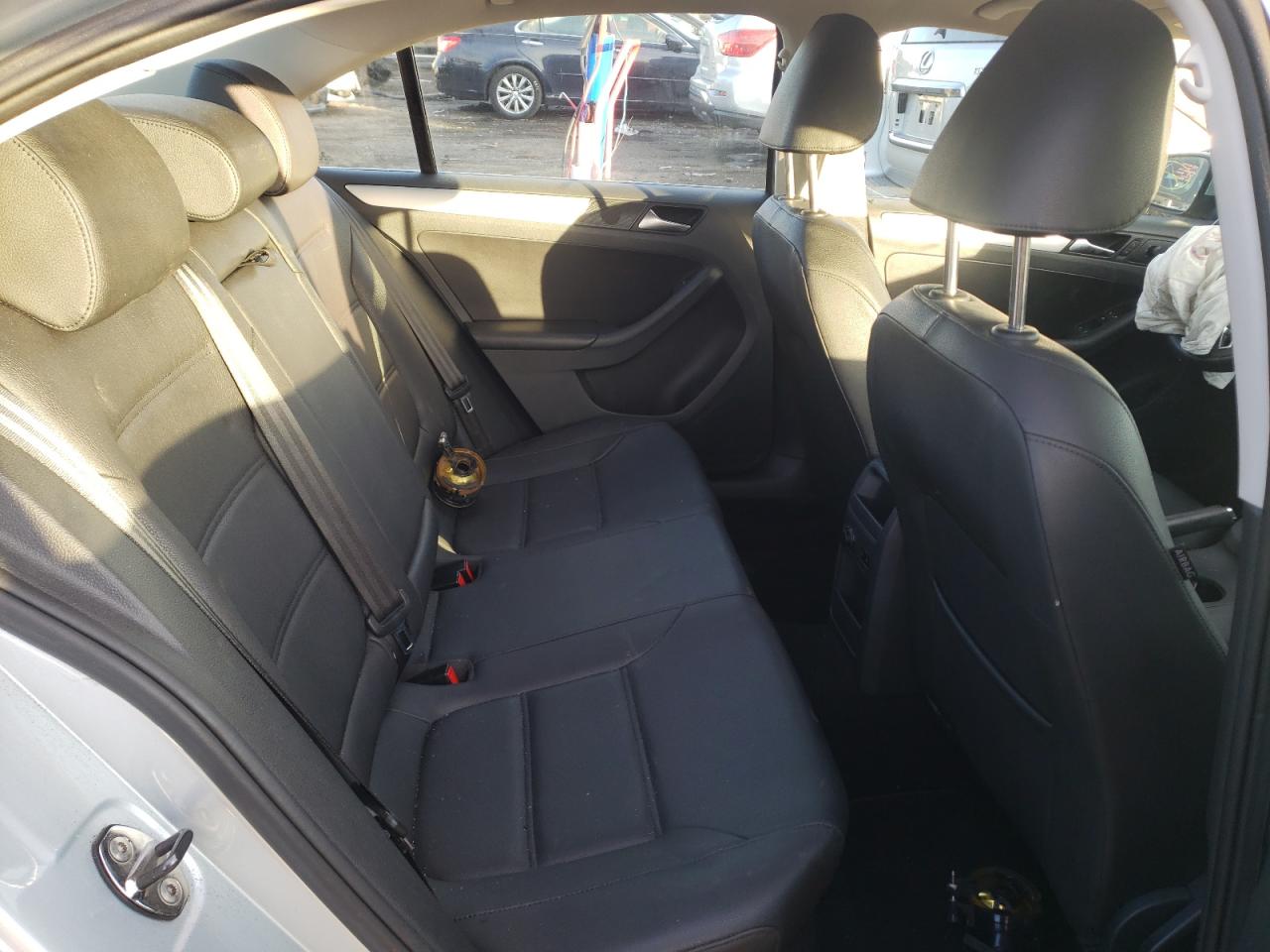 Photo 6 from auction – 2012 VOLKSWAGEN JETTA SEL with VIN 3VWLP7AJ5CM415564