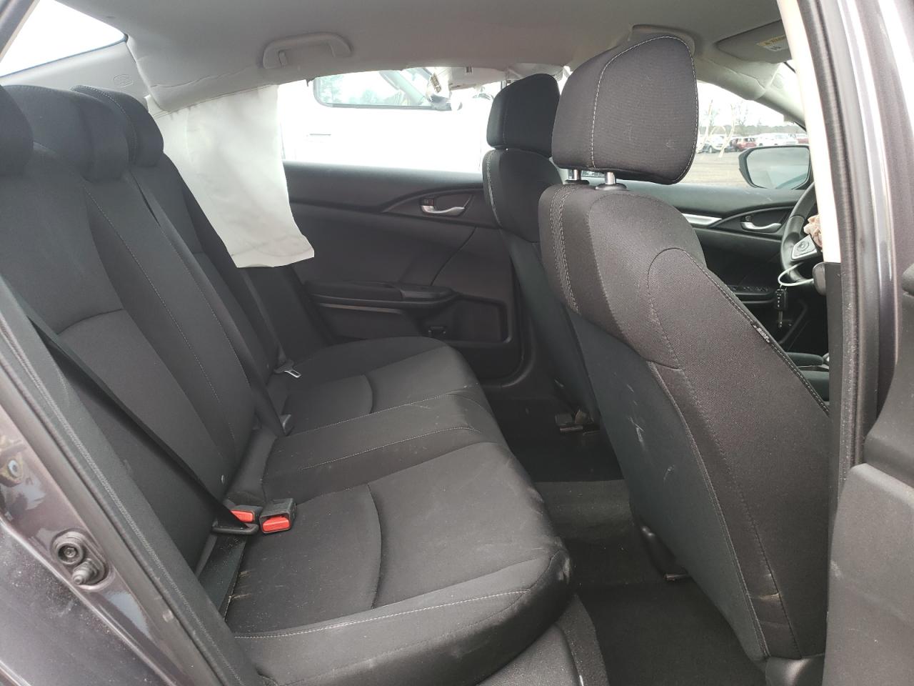 Photo 6 from auction – 2017 HONDA CIVIC LX with VIN 19XFC2F54HE023669