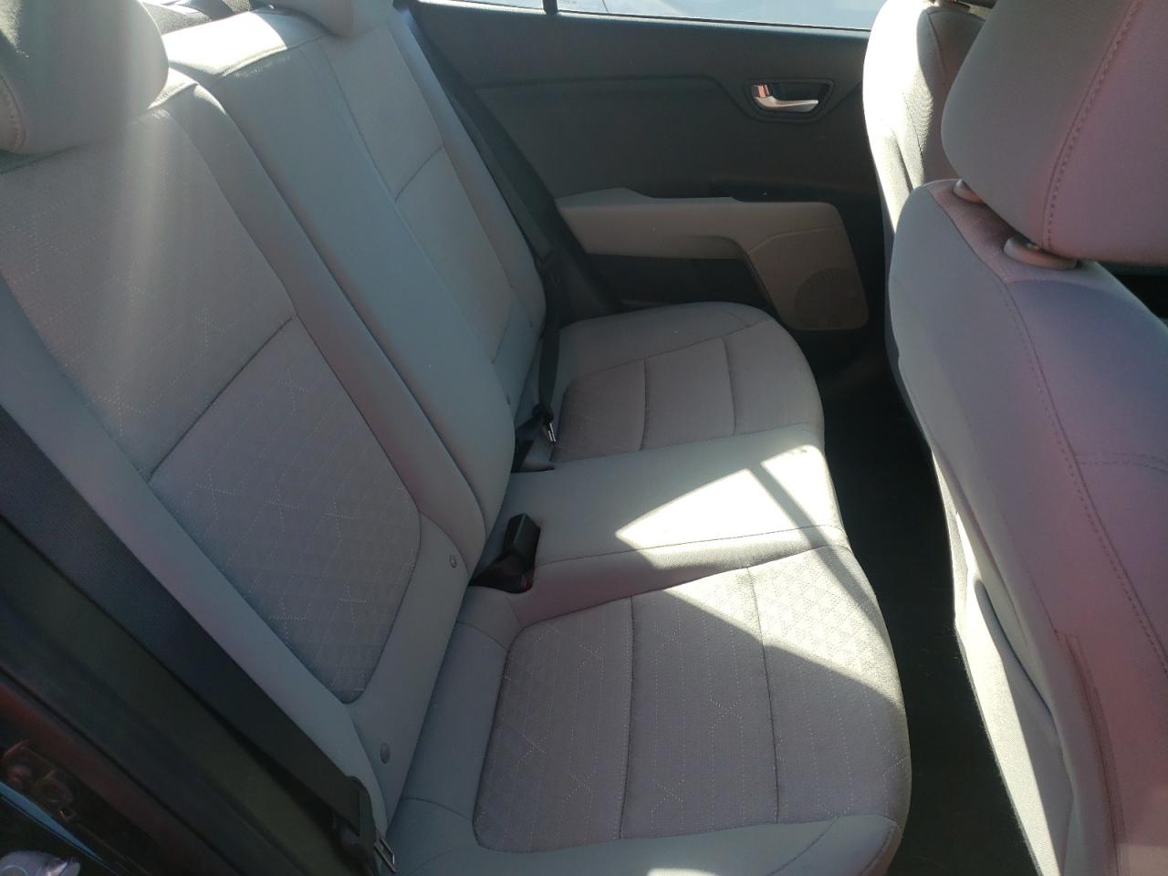 Photo 6 from auction – 2019 KIA RIO S with VIN 3KPA24AB2KE233510