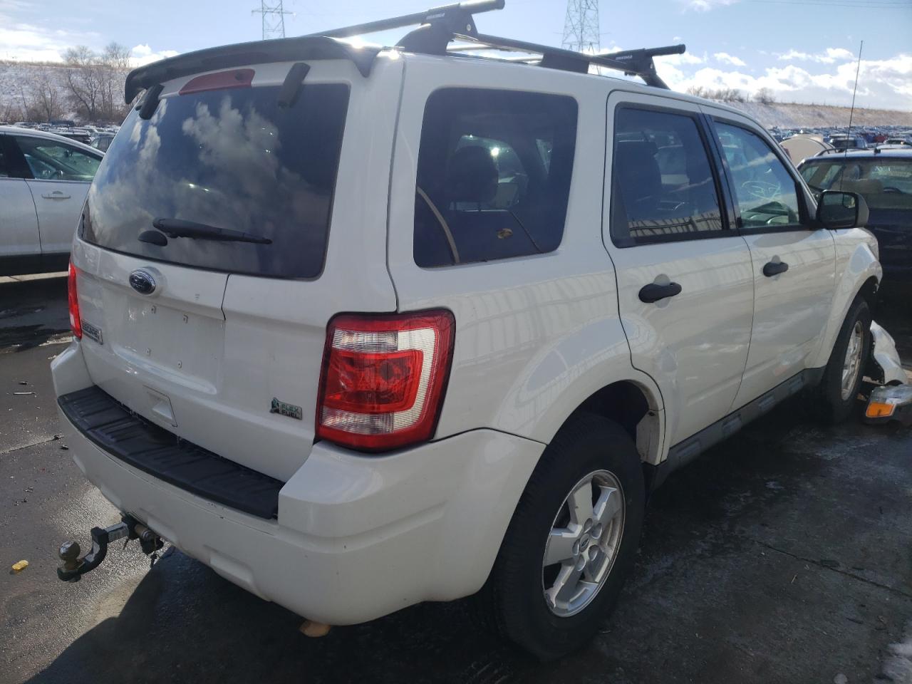 Photo 4 from auction – 2010 FORD ESCAPE XLT with VIN 1FMCU0DG3AKD45503