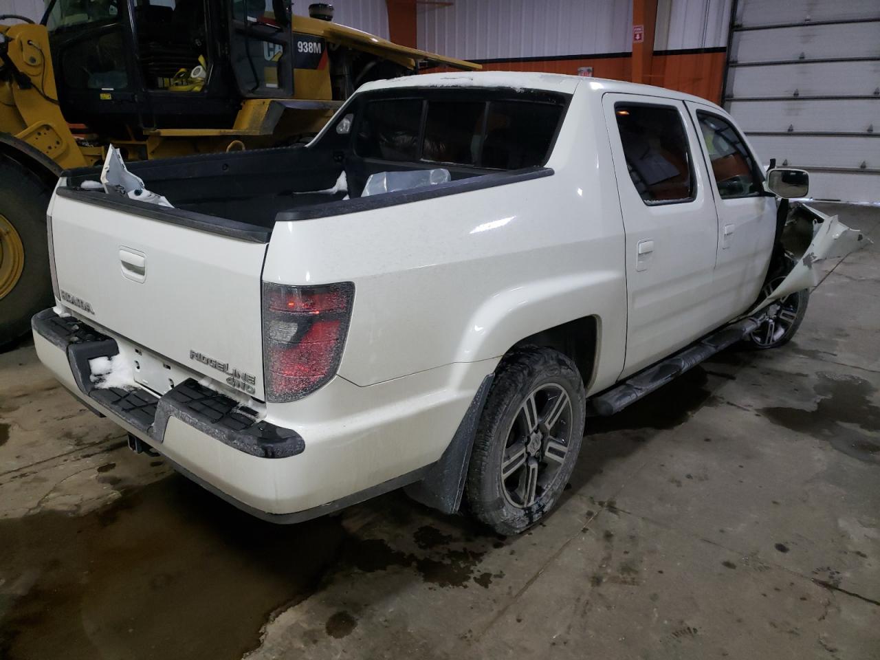 Photo 4 from auction – 2012 HONDA RIDGELINE with VIN 5FPYK1F73CB551656