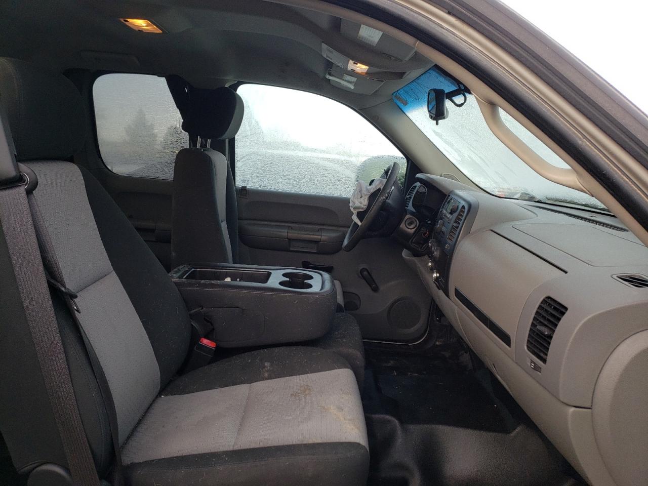 Photo 5 from auction – 2009 GMC SIERRA C15 with VIN 1GTEC19X79Z256227