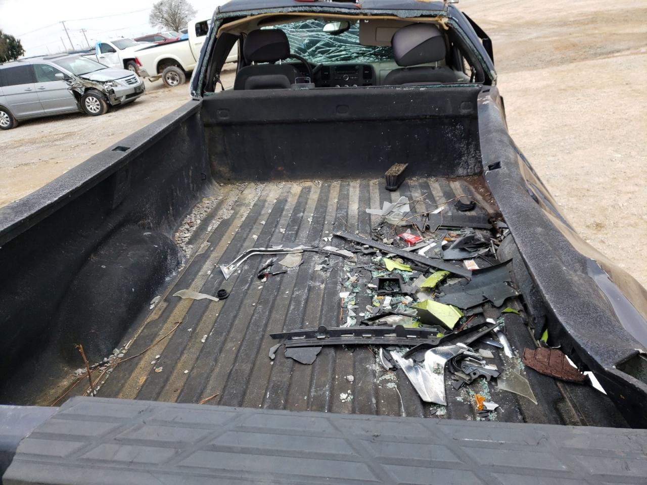 Photo 6 from auction – 2008 CHEVROLET SILVERADO with VIN 1GCEC14CX8Z317718