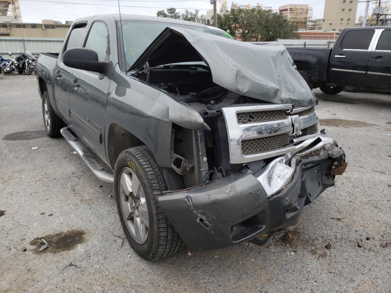 CHEVROLET SILVERADO 2011 with VIN 3GCPCSE00BG187829 - Photo from auction