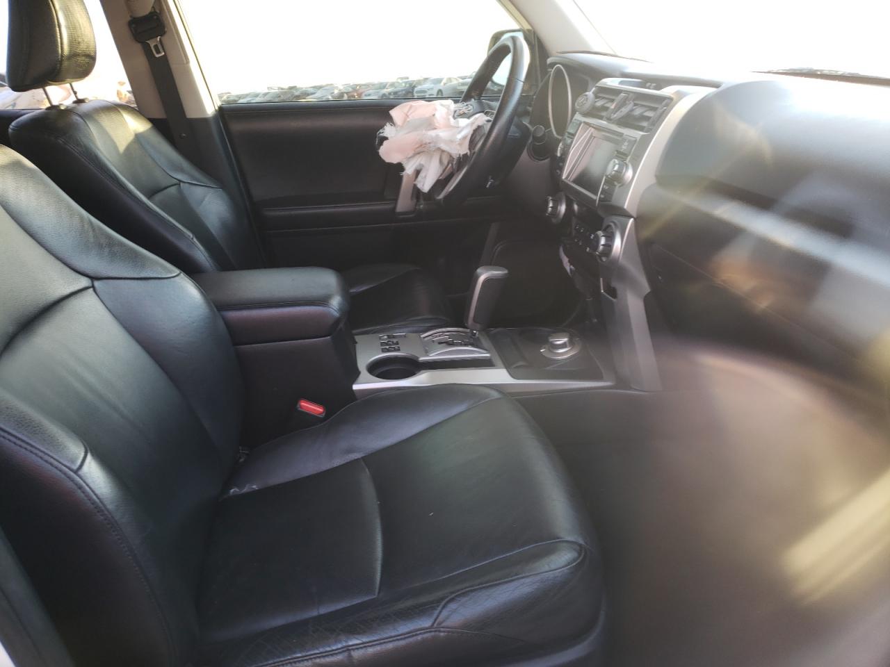 Photo 5 from auction – 2013 TOYOTA 4RUNNER SR with VIN JTEBU5JR5D5112823