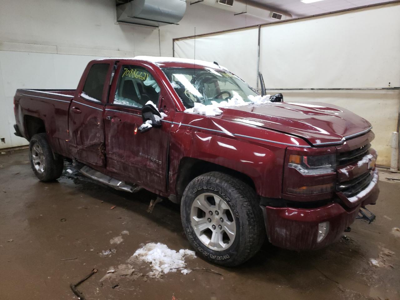 CHEVROLET SILVERADO 2016 with VIN 1GCVKREC1GZ214685 - Photo from auction