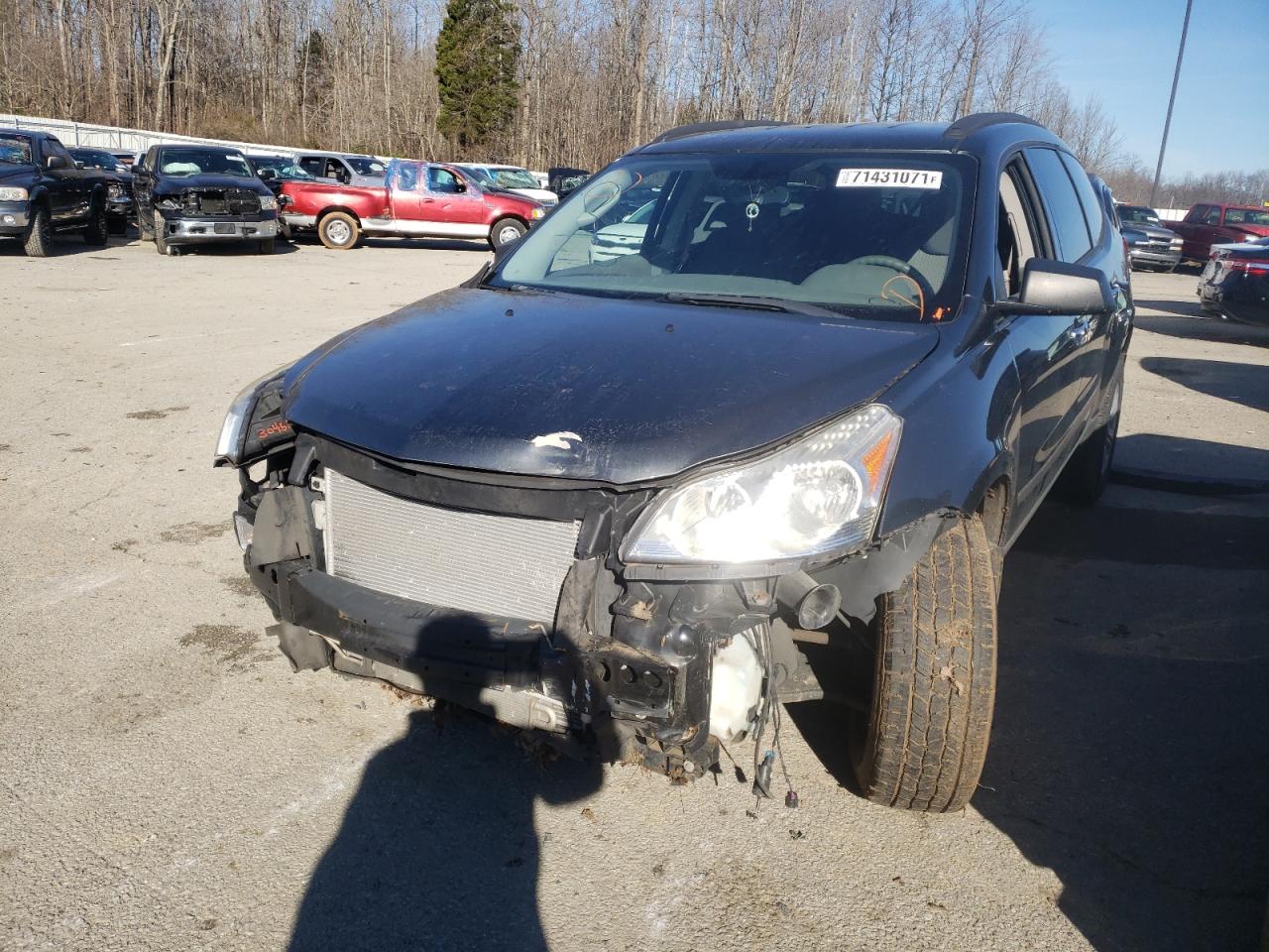 Photo 2 from auction – 2011 CHEVROLET TRAVERSE L with VIN 1GNKREED9BJ130211