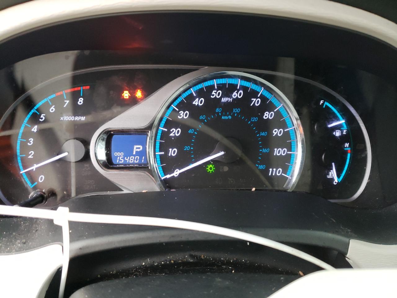 Photo 8 from auction – 2011 TOYOTA SIENNA XLE with VIN 5TDDK3DC2BS011065