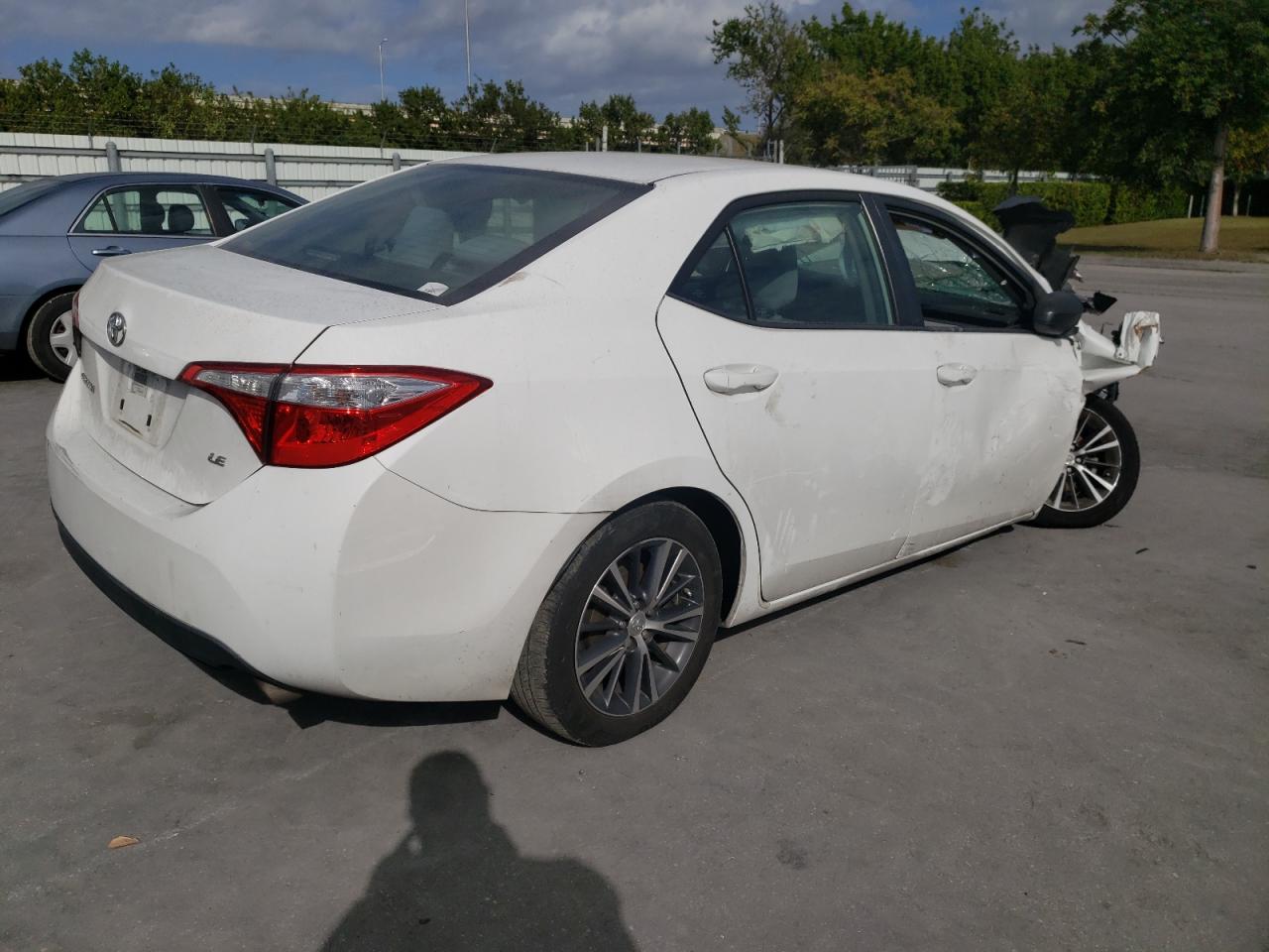 Photo 4 from auction – 2016 TOYOTA COROLLA L with VIN 2T1BURHE3GC575761