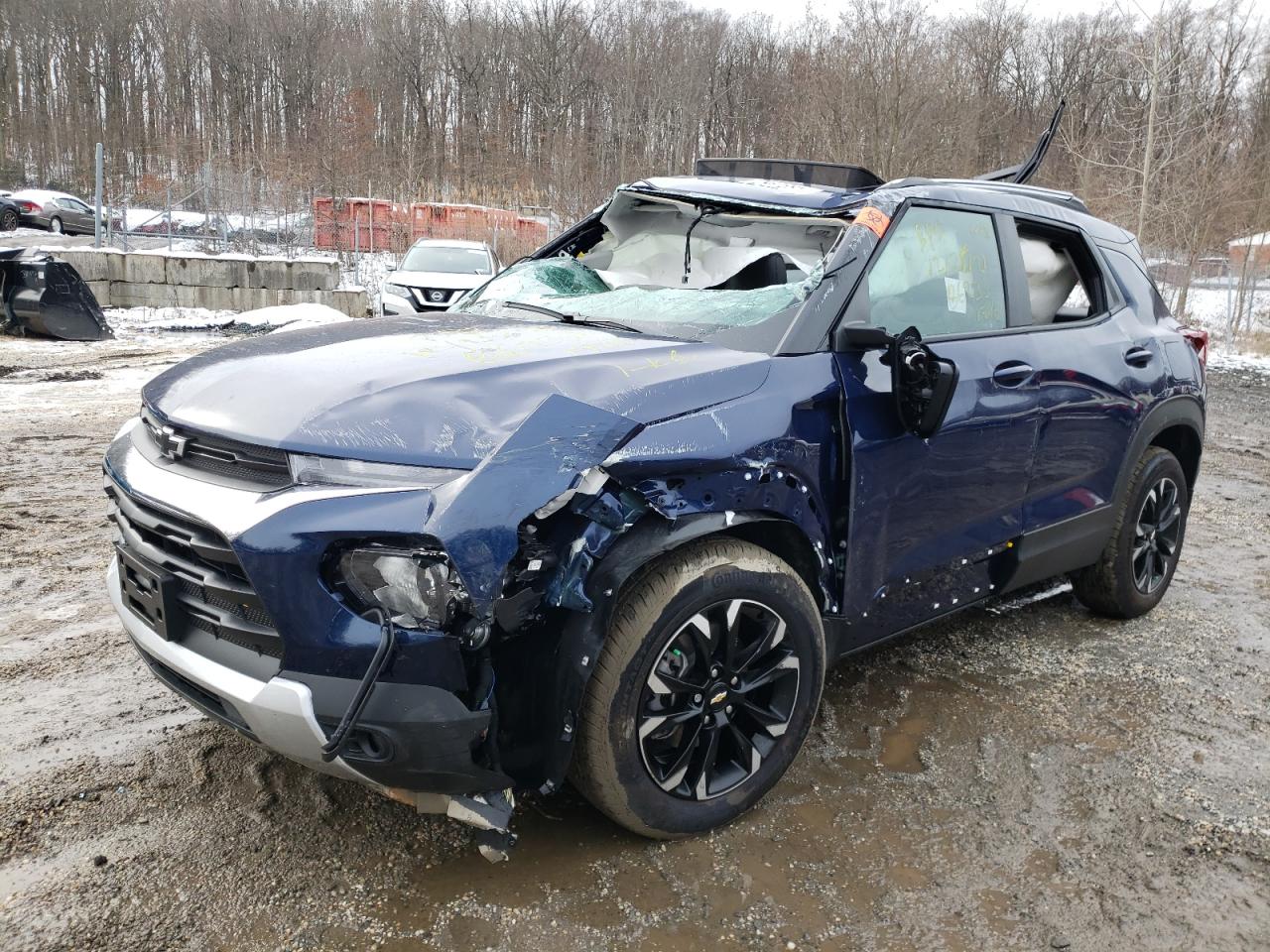 Photo 2 from auction – 2022 CHEVROLET TRAILBLAZE with VIN KL79MRSL8NB011716