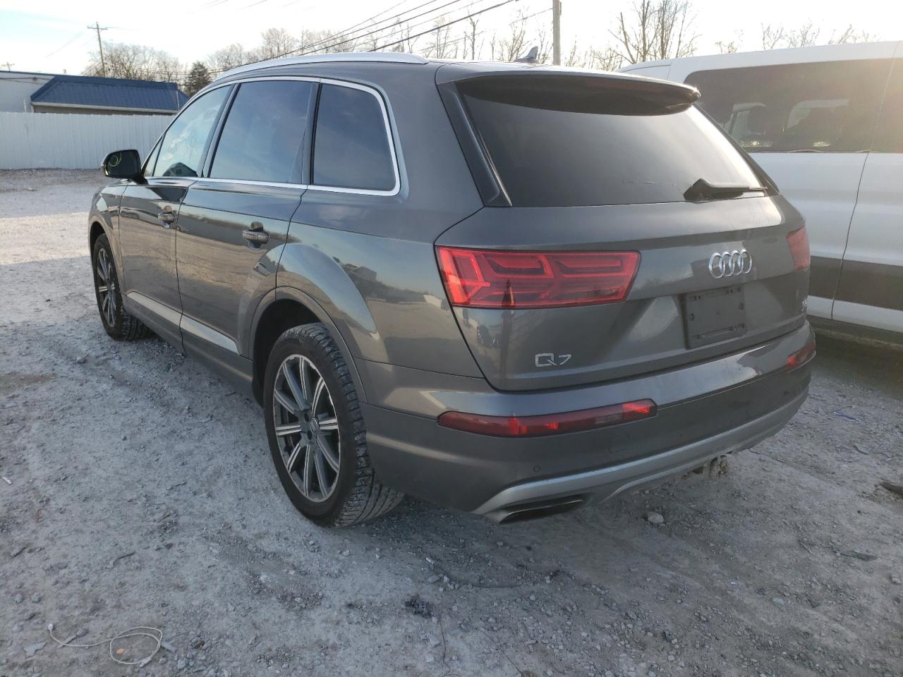 Photo 3 from auction – 2018 AUDI Q7 PRESTIG with VIN WA1VAAF7XJD035842