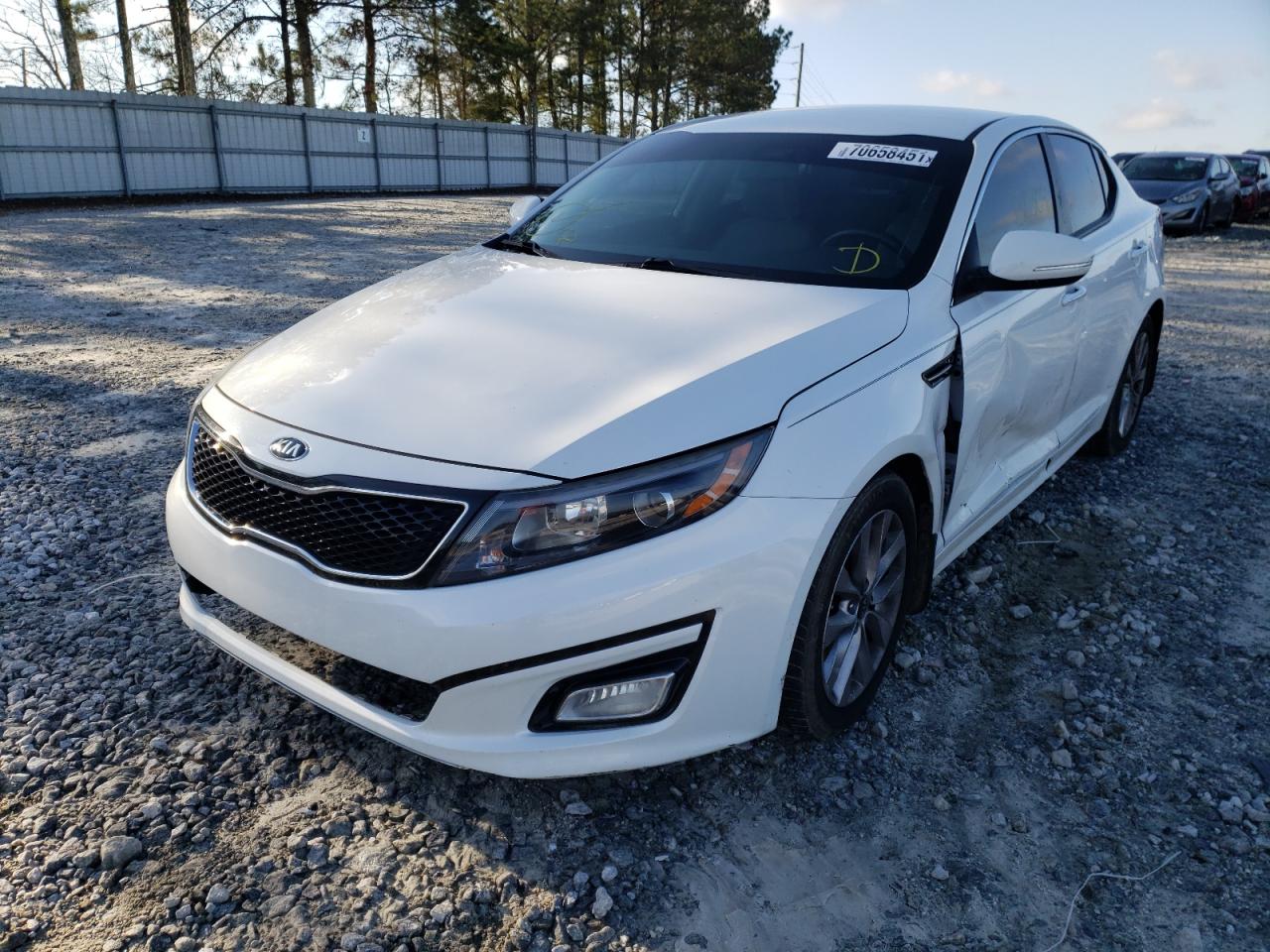 Photo 2 from auction – 2015 KIA OPTIMA LX with VIN 5XXGM4A76FG486522