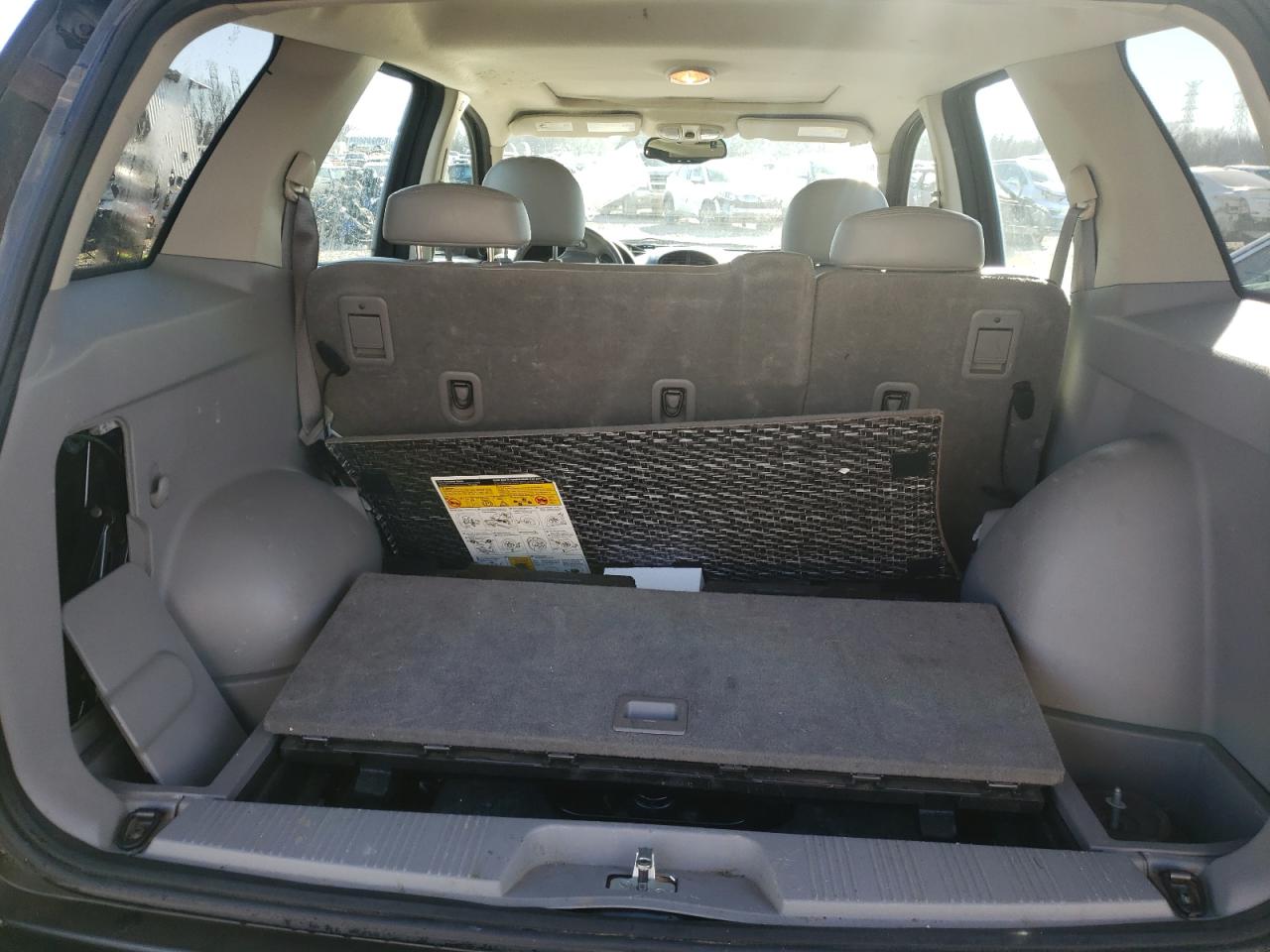 Photo 9 from auction – 2003 SATURN VUE with VIN 5GZCZ53B83S816135