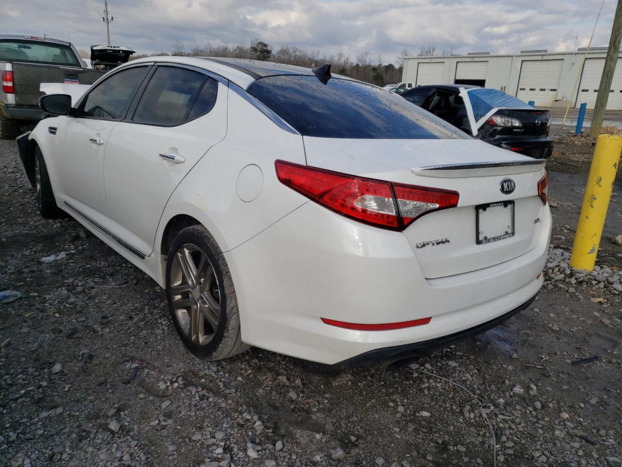 Photo 3 from auction – 2013 KIA OPTIMA SX with VIN 5XXGR4A69DG157335