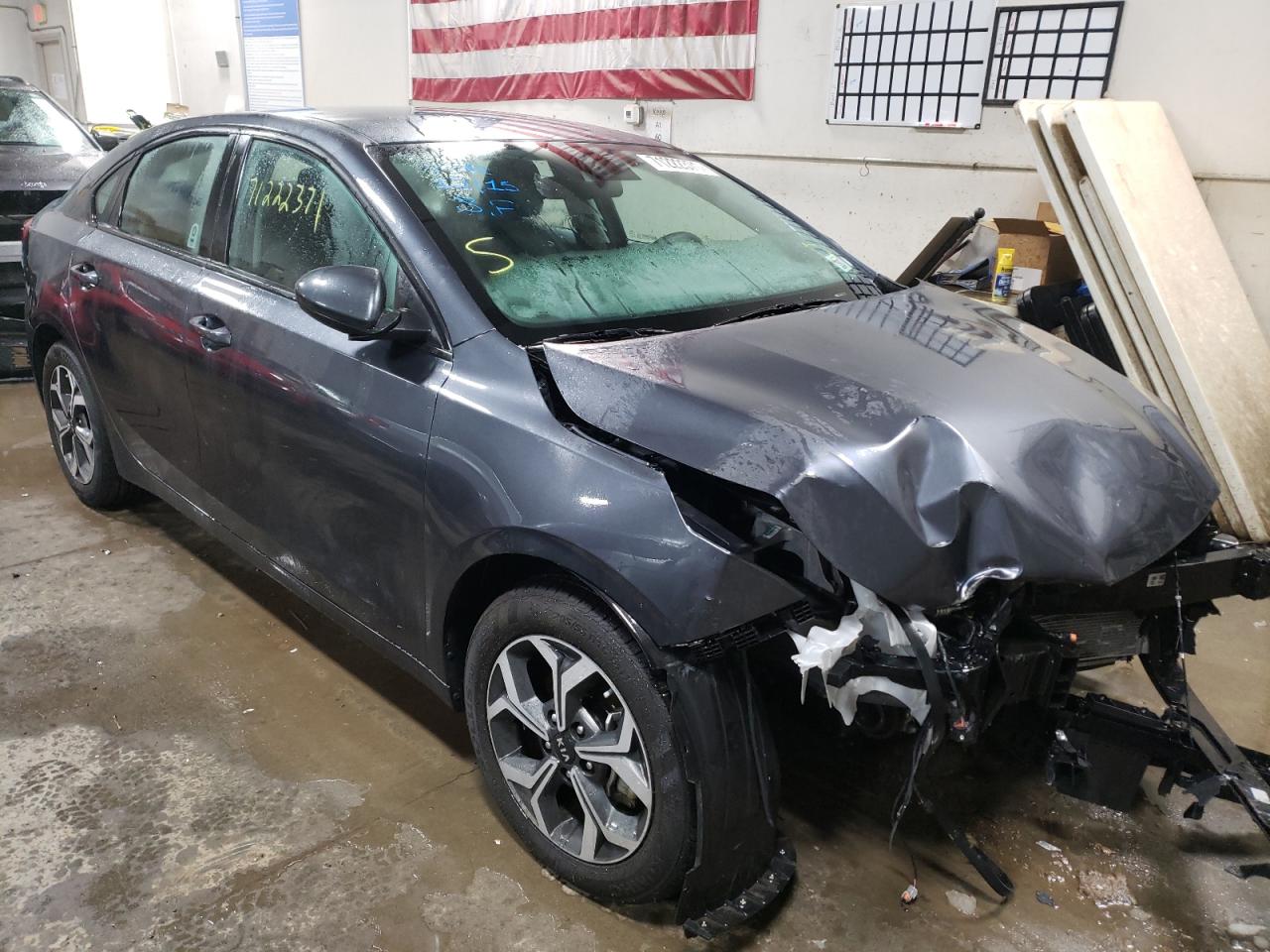KIA FORTE FE 2020 with VIN 3KPF24AD5LE236362 - Photo from auction