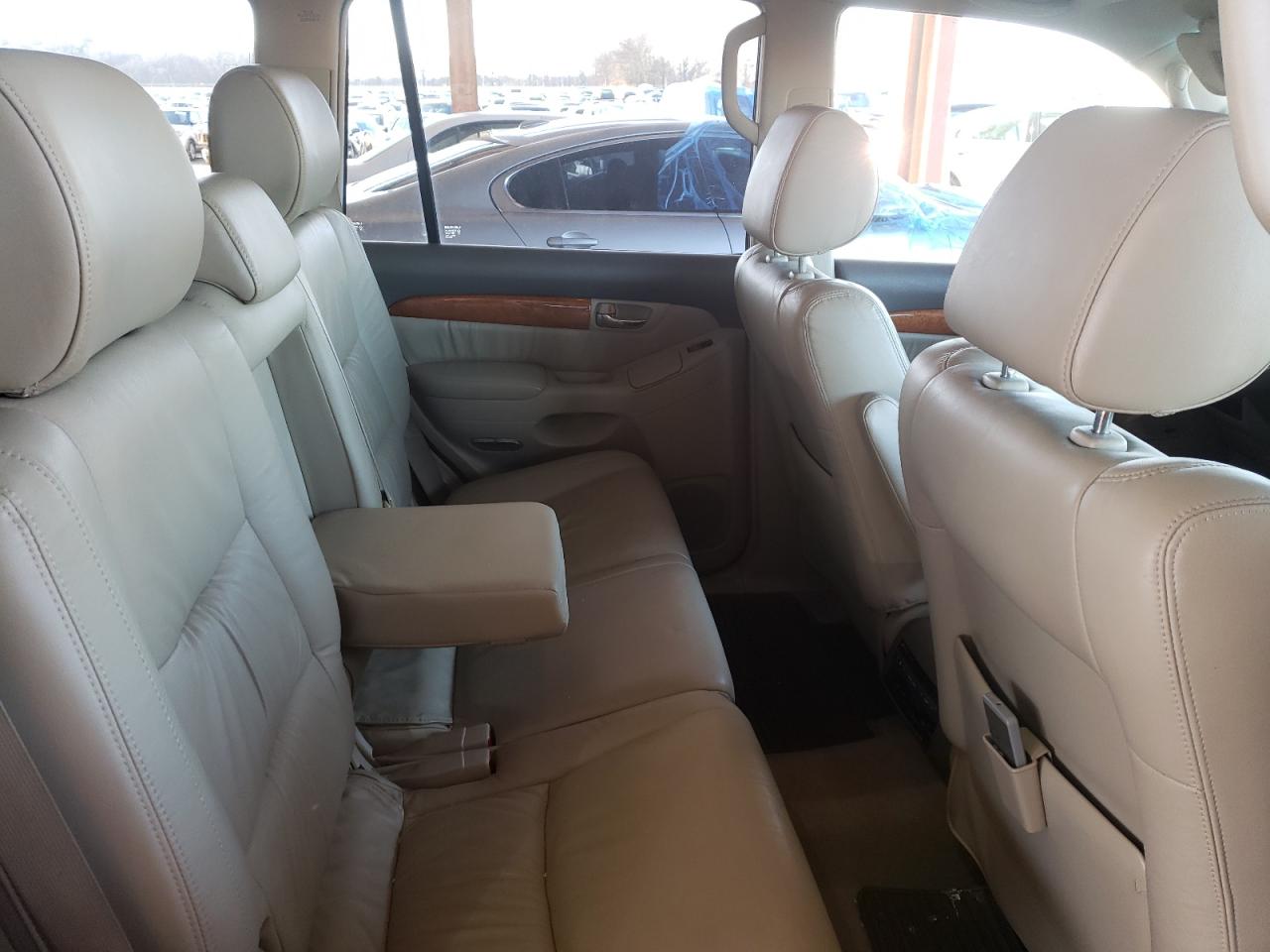 Photo 6 from auction – 2006 LEXUS GX 470 with VIN JTJBT20X660120545