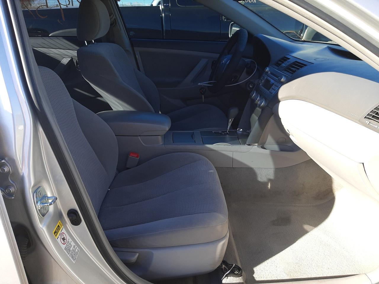 Photo 5 from auction – 2011 TOYOTA CAMRY BASE with VIN 4T1BF3EK5BU751041