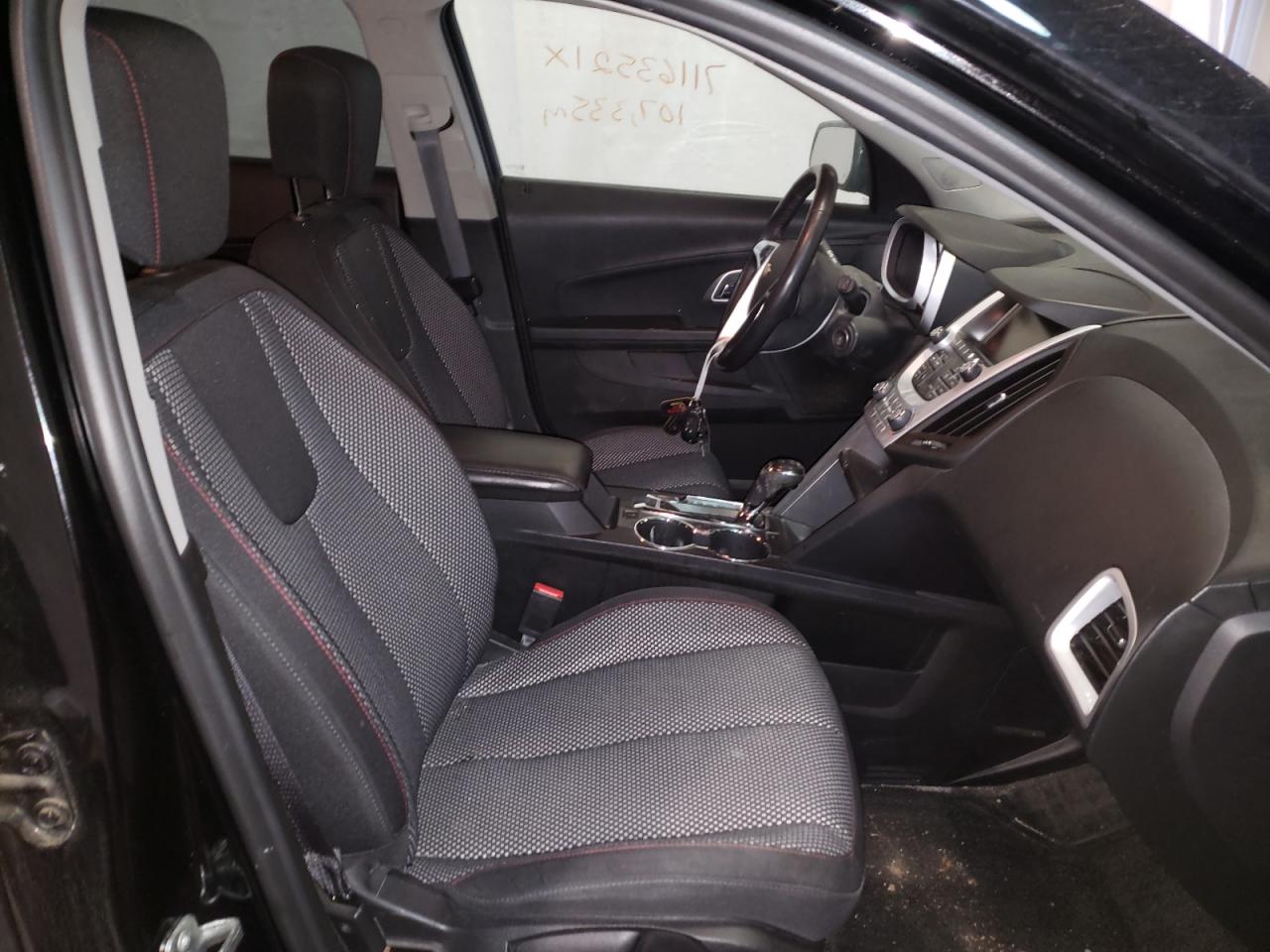 Photo 5 from auction – 2017 CHEVROLET EQUINOX LT with VIN 2GNFLFEK1H6117403