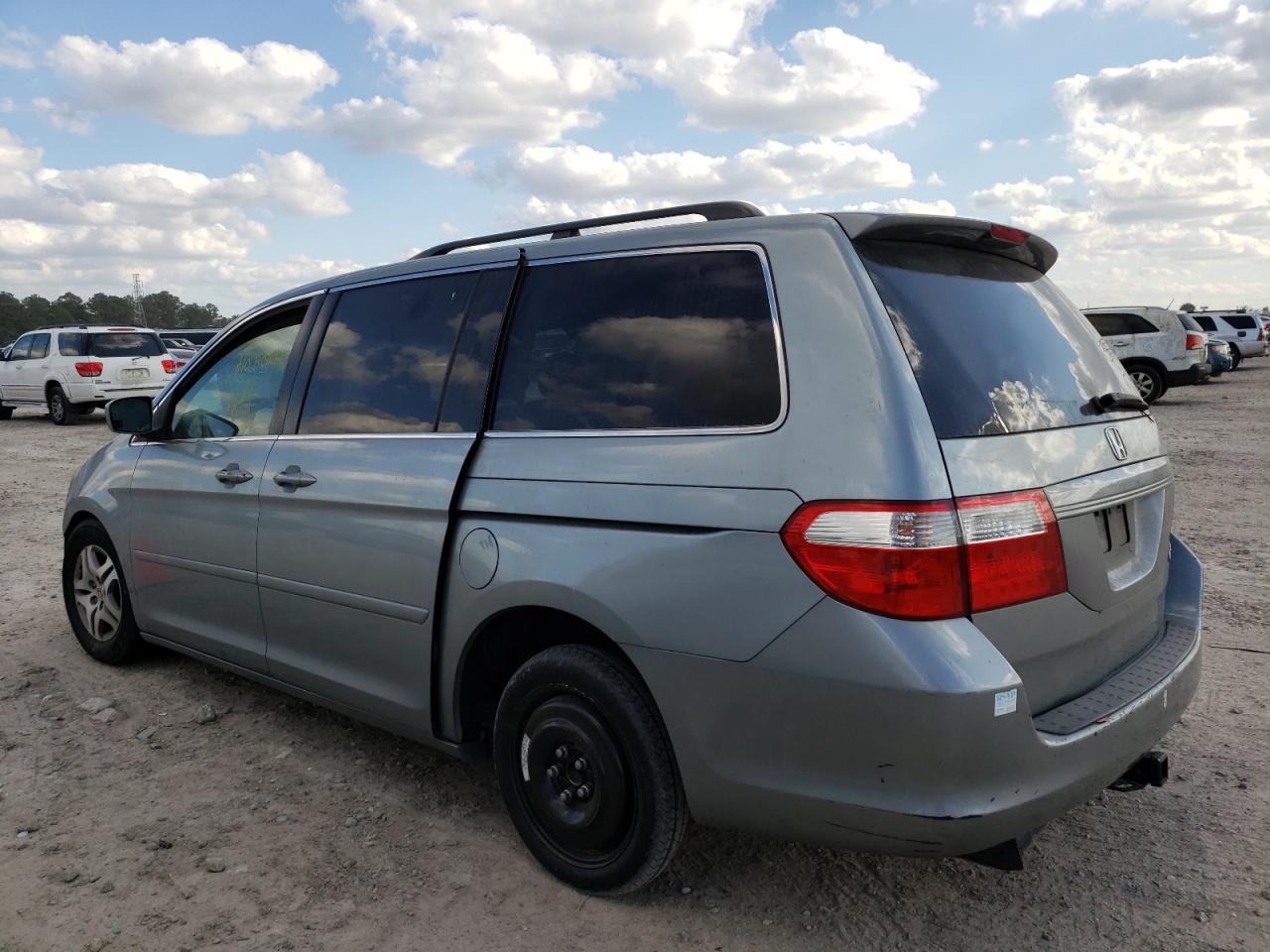 Photo 3 from auction – 2005 HONDA ODYSSEY EX with VIN 5FNRL38455B052904
