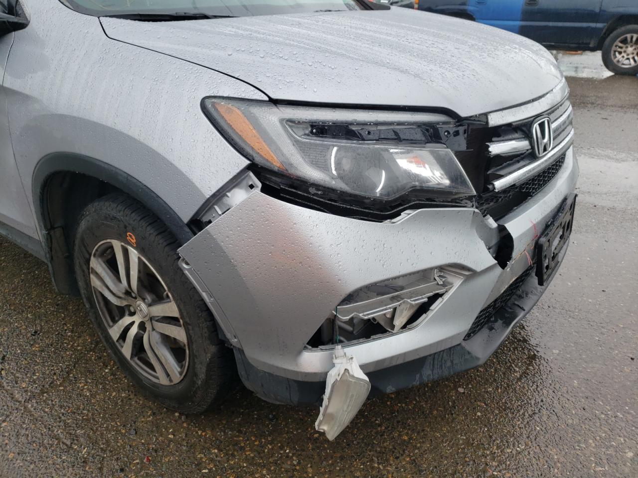 Фото 9 с аукциона – 2018 HONDA PILOT EX с VIN 5FNYF5H34JB009249