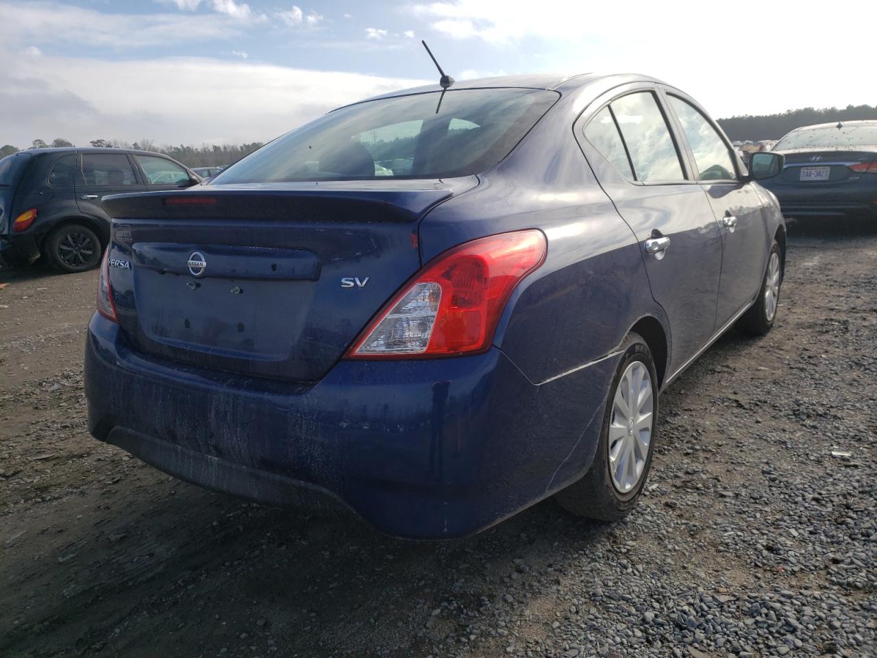 Photo 4 from auction – 2019 NISSAN VERSA S with VIN 3N1CN7AP4KL874394