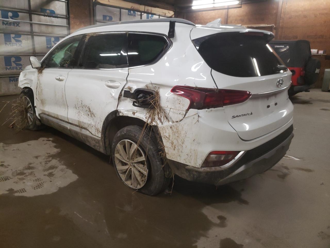 Photo 3 from auction – 2019 HYUNDAI SANTA FE S with VIN 5NMS3CAA1KH122300