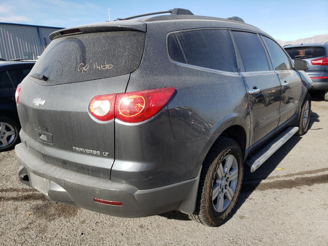 Photo 4 from auction – 2011 CHEVROLET TRAVERSE L with VIN 1GNKRGED7BJ210585