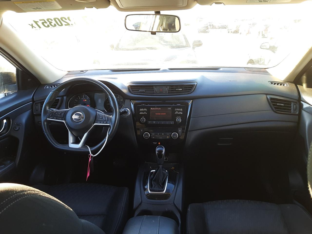 Photo 9 from auction – 2017 NISSAN ROGUE S with VIN KNMAT2MT1HP550869