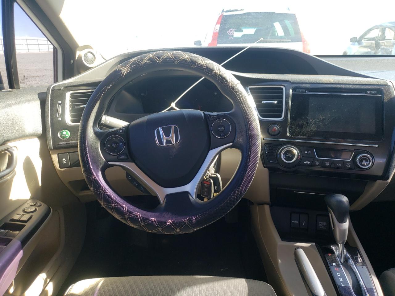 Photo 9 from auction – 2015 HONDA CIVIC SE with VIN 2HGFB2F70FH539812