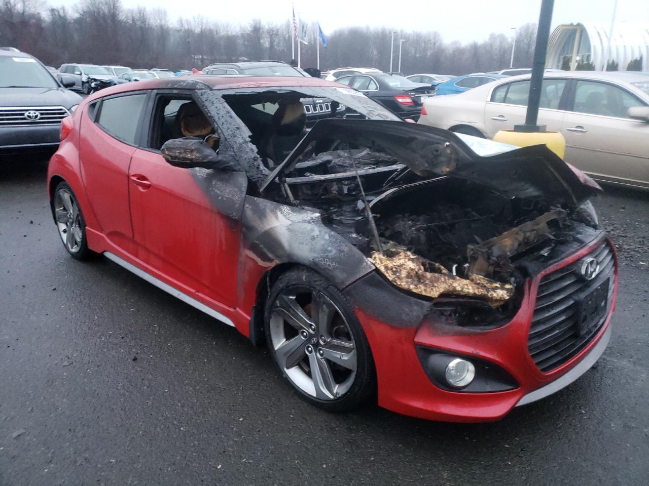 HYUNDAI VELOSTER T 2015 with VIN KMHTC6AE2FU233425 - Photo from auction