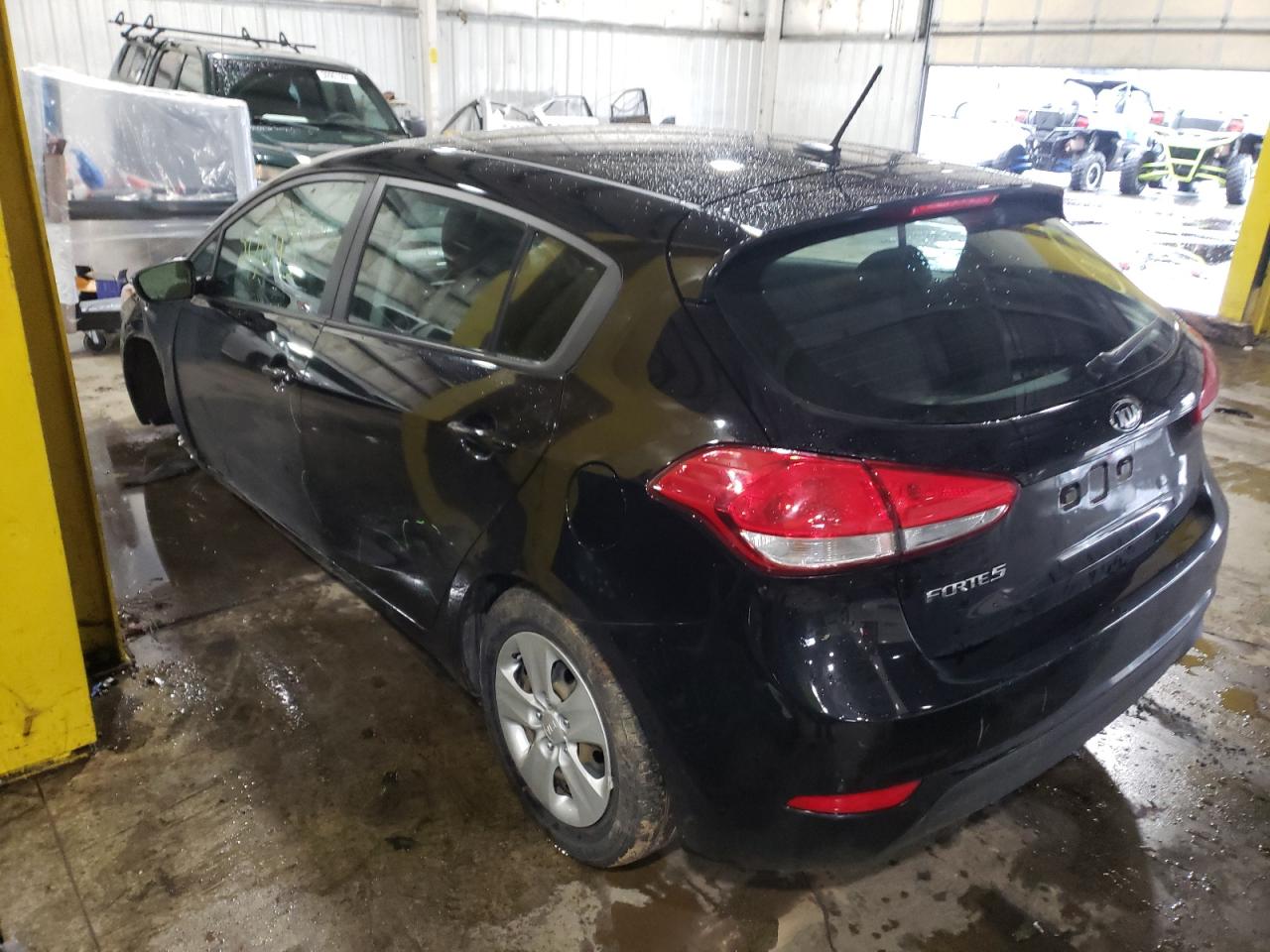 Photo 3 from auction – 2018 KIA FORTE LX with VIN KNAFK5A85J5772792