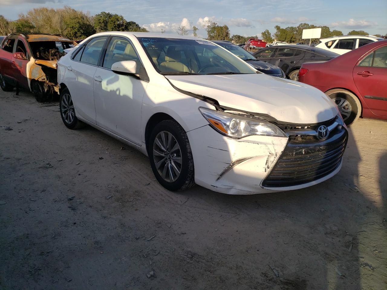 TOYOTA CAMRY LE 2017 with VIN 4T1BF1FK7HU404838 - Photo from auction