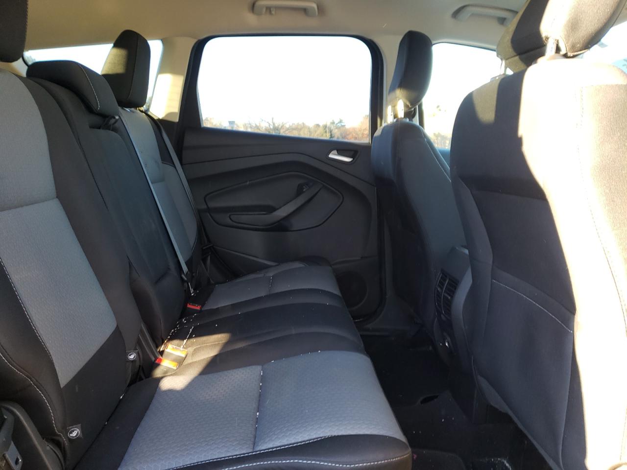 Photo 6 from auction – 2019 FORD ESCAPE SE with VIN 1FMCU9GD6KUA84153