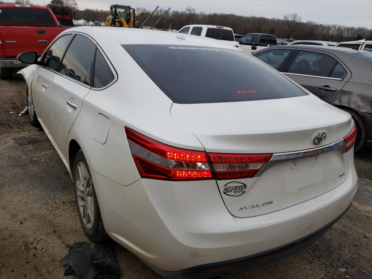 Photo 3 from auction – 2015 TOYOTA AVALON XLE with VIN 4T1BK1EB3FU178114