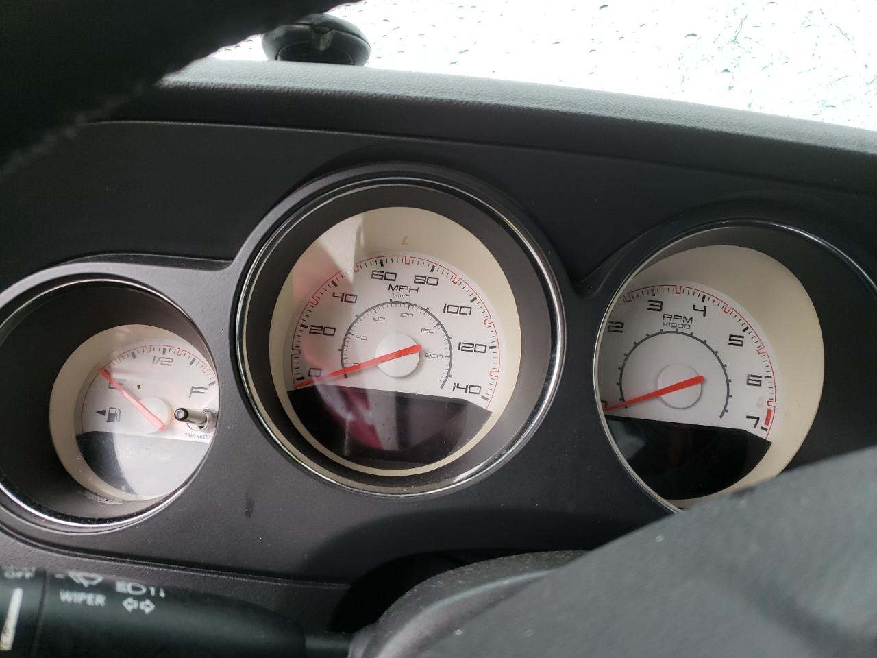 Photo 8 from auction – 2014 DODGE CHALLENGER with VIN 2C3CDYAG3EH171957