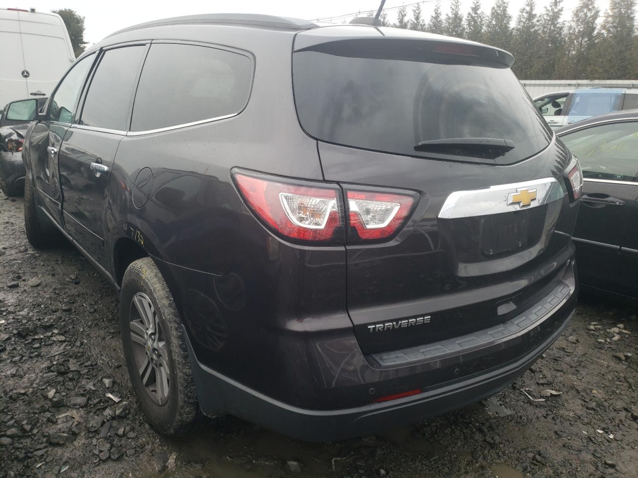 Photo 3 from auction – 2017 CHEVROLET TRAVERSE L with VIN 1GNKRGKD2HJ204772