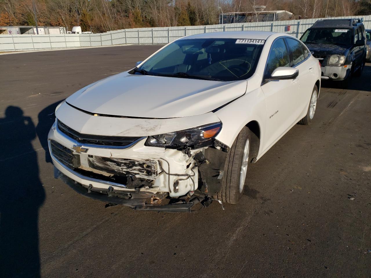 Photo 2 from auction – 2017 CHEVROLET MALIBU LT with VIN 1G1ZE5ST2HF208248