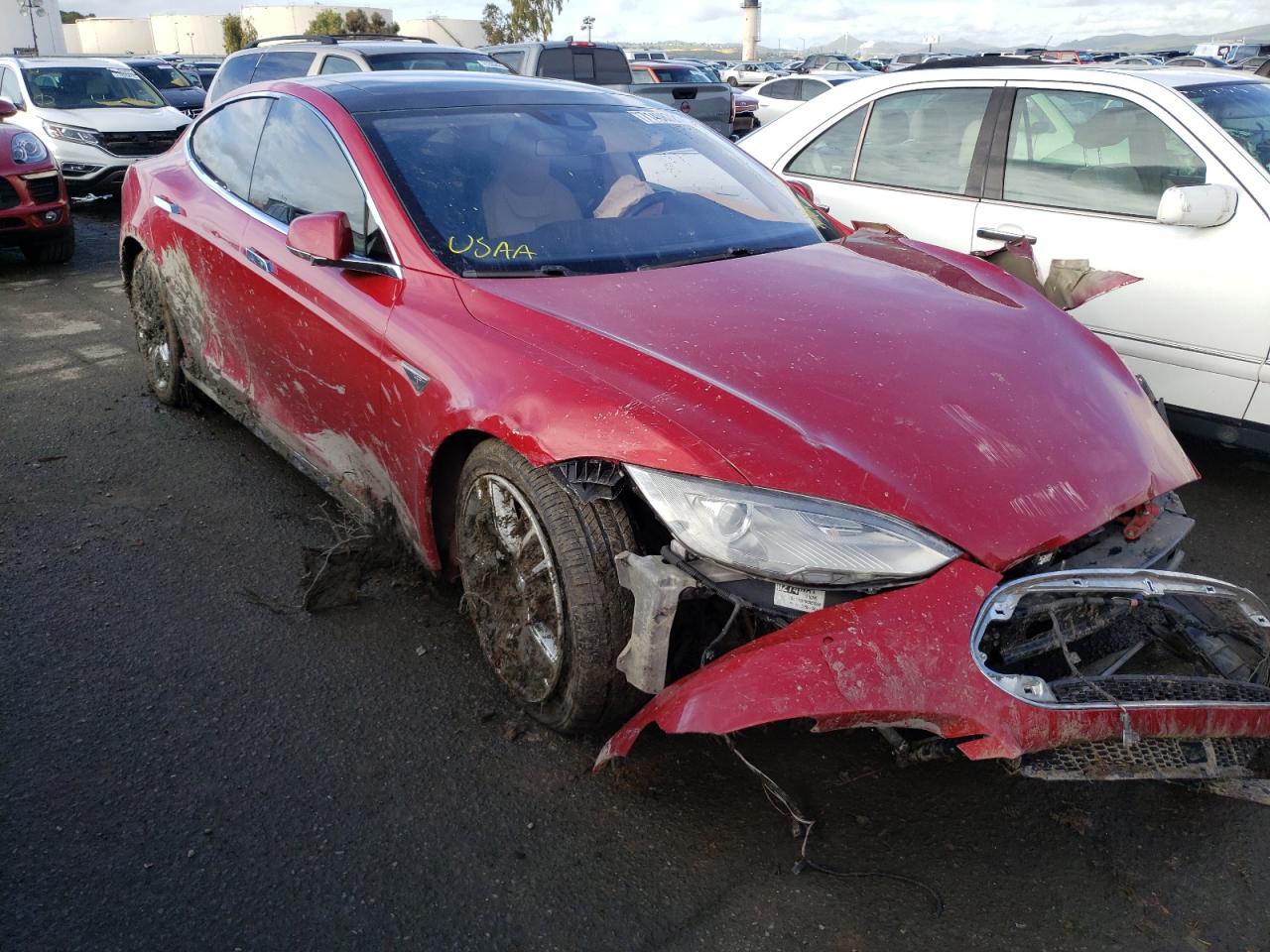 TESLA MODEL S 2015 with VIN 5YJSA1E19FF103389 - Photo from auction