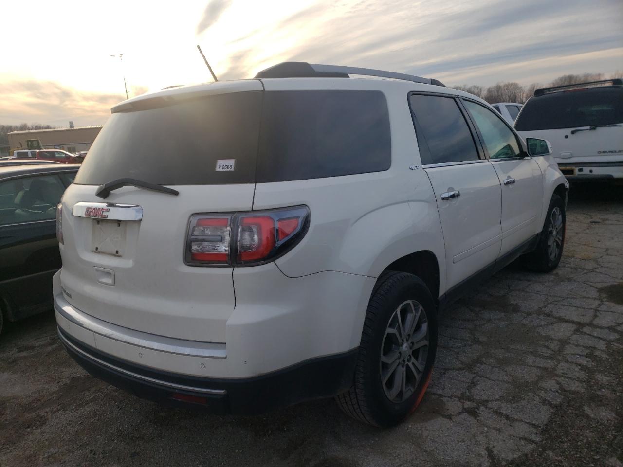 Photo 4 from auction – 2014 GMC ACADIA SLT with VIN 1GKKRRKDXEJ355671