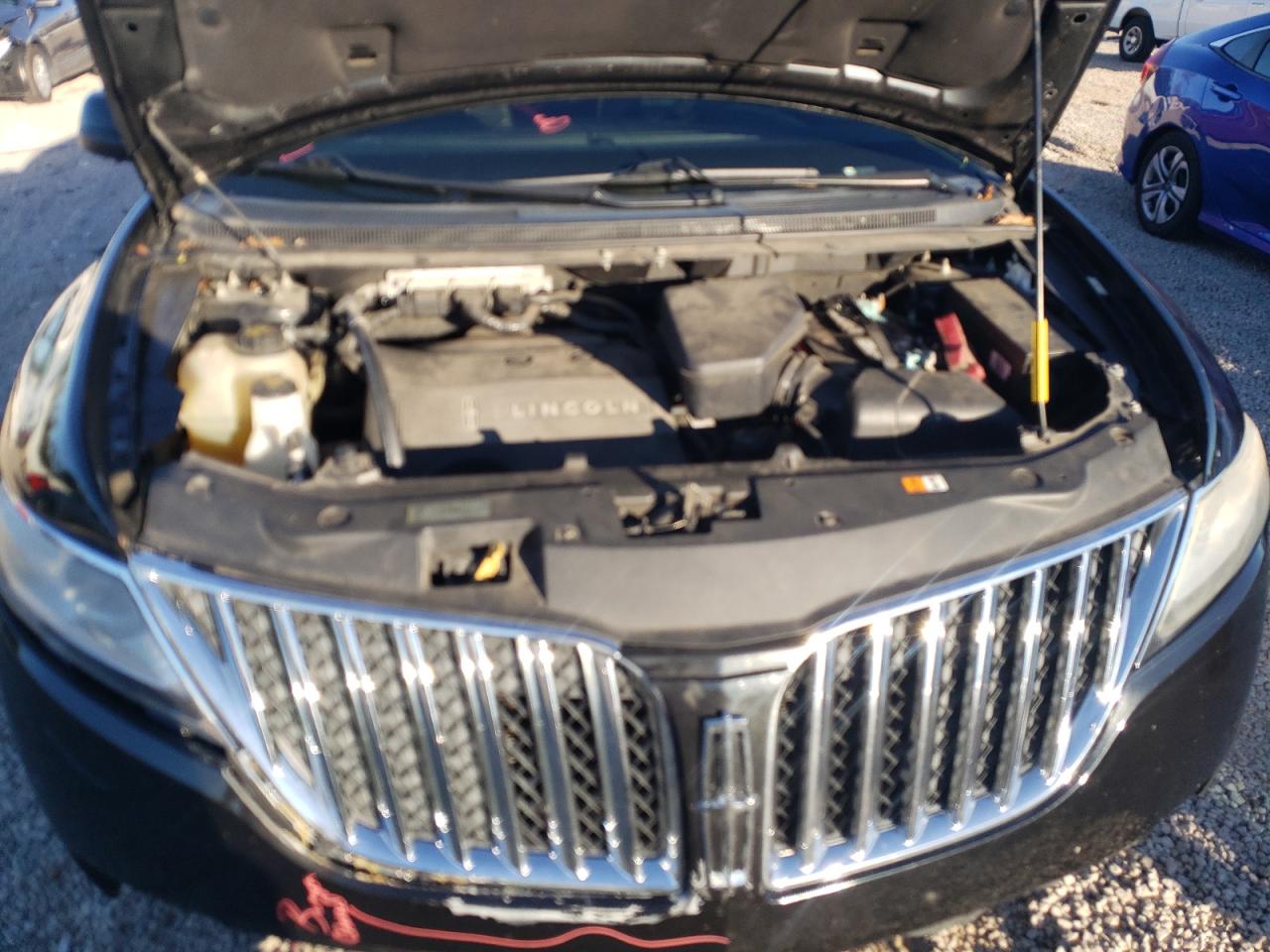Photo 7 from auction – 2011 LINCOLN MKX with VIN 2LMDJ6JK5BBJ20993