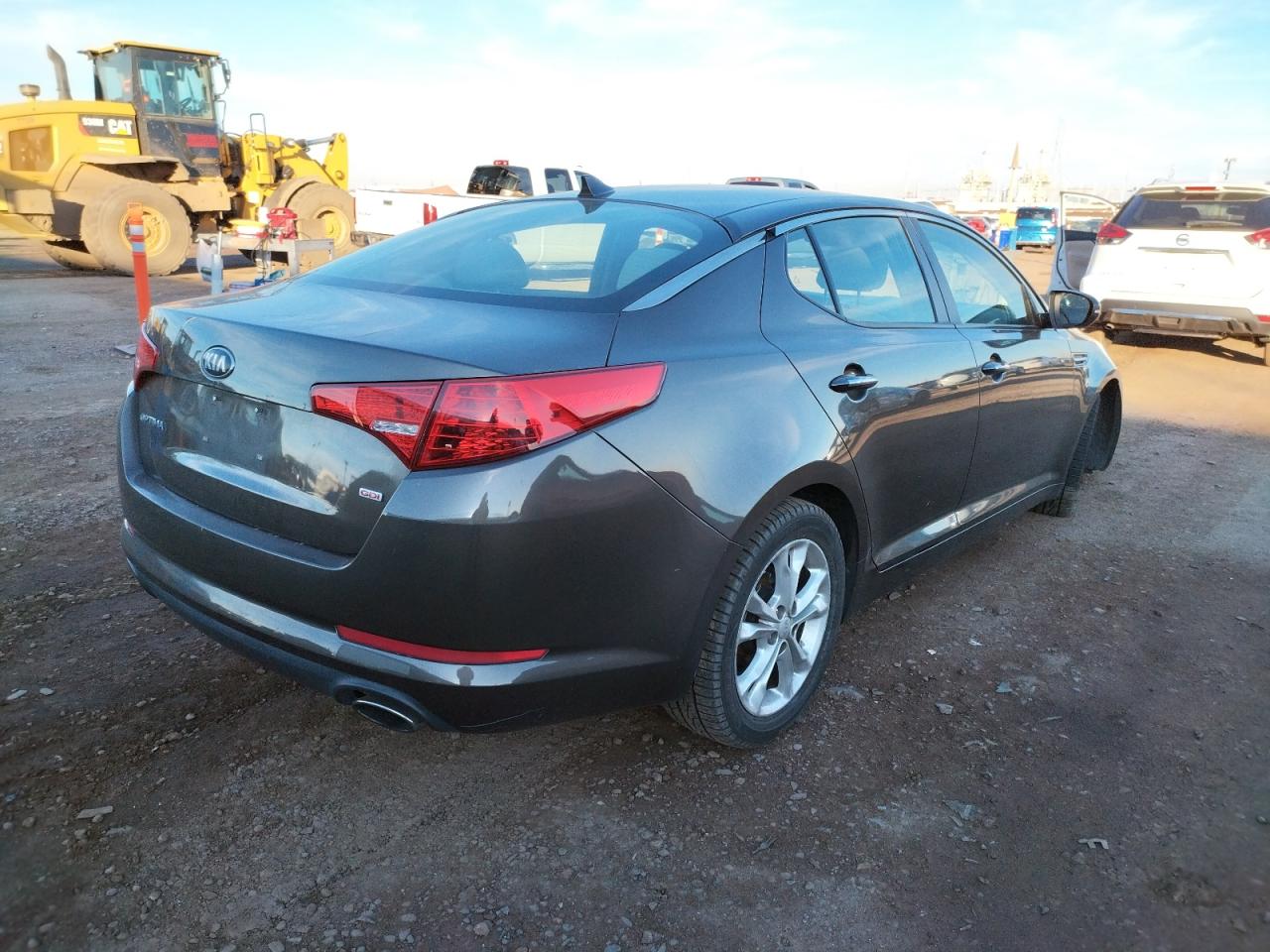 Photo 4 from auction – 2013 KIA OPTIMA LX with VIN 5XXGM4A75DG189979