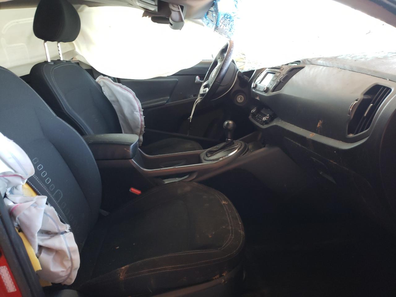 Photo 5 from auction – 2012 KIA SPORTAGE E with VIN KNDPC3A25C7174519