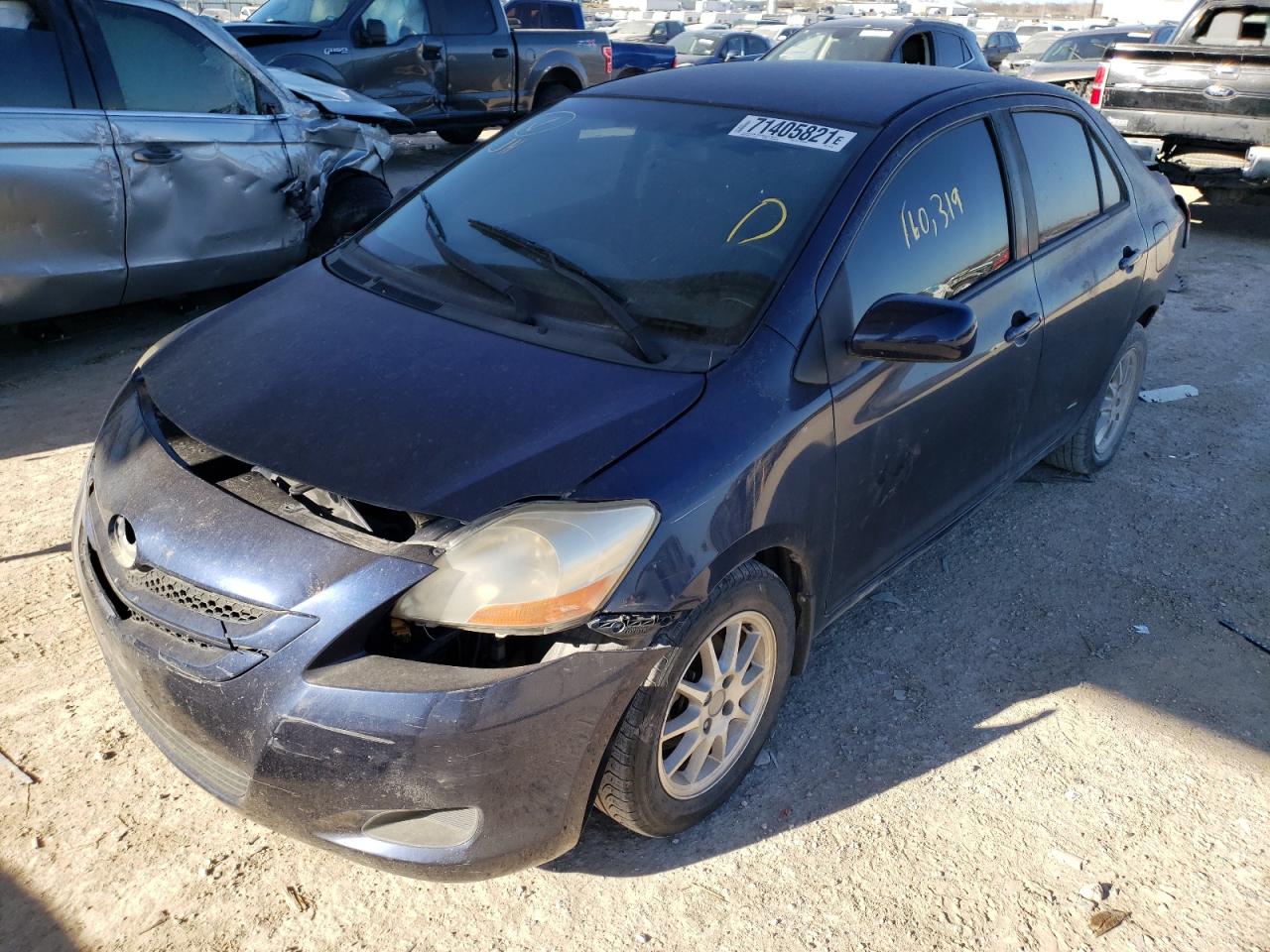 Photo 2 from auction – 2007 TOYOTA YARIS with VIN JTDBT923871103702