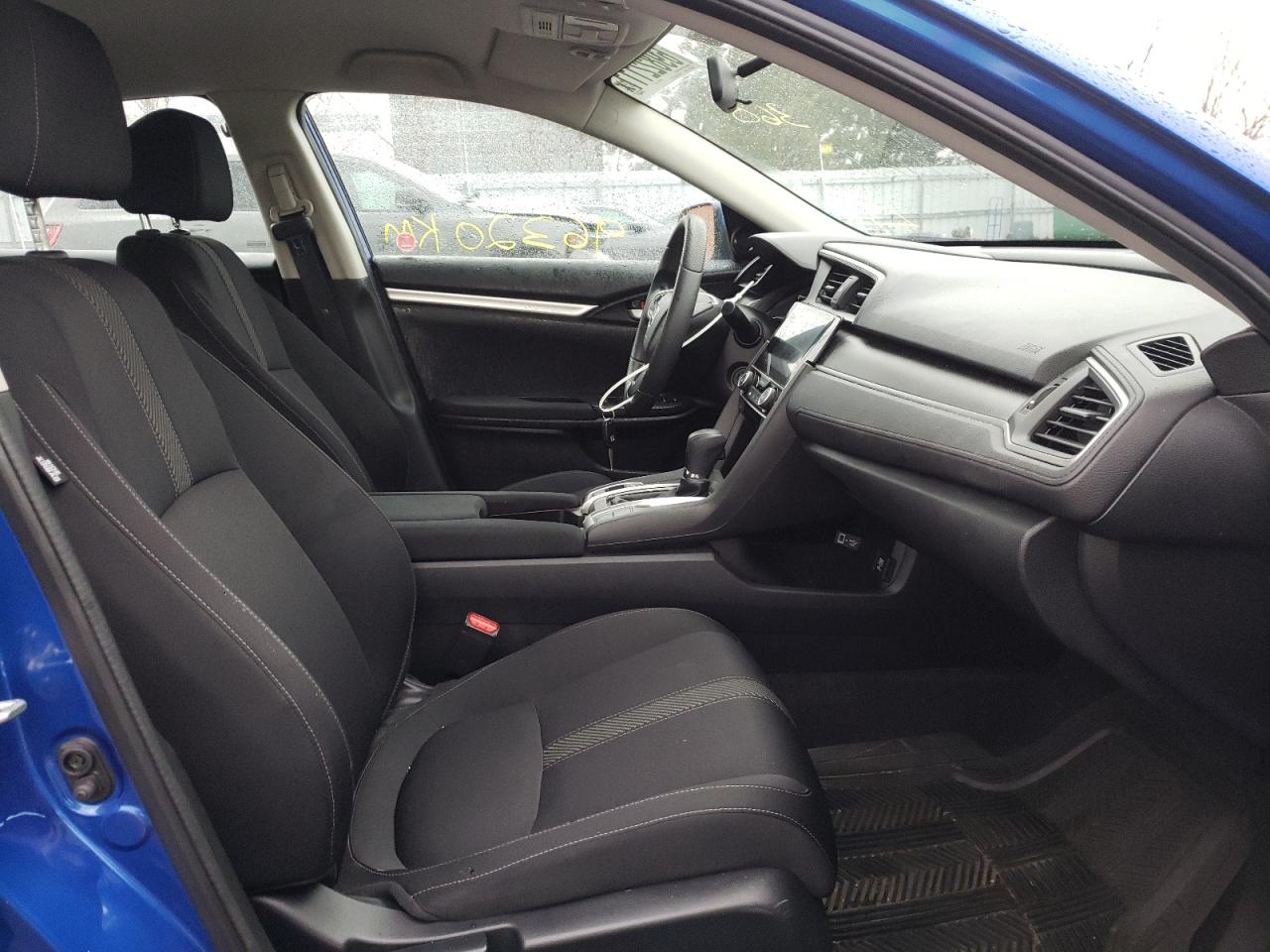 Photo 5 from auction – 2018 HONDA CIVIC LX with VIN 2HGFC2F52JH040823