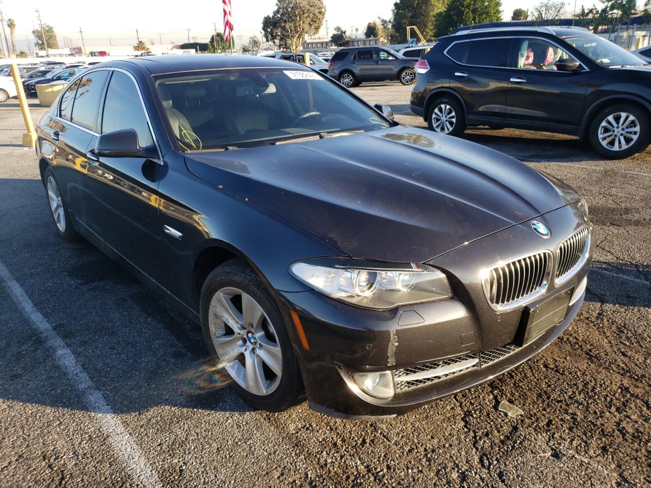 BMW 528 I 2013 with VIN WBAXG5C58DD232789 - Photo from auction