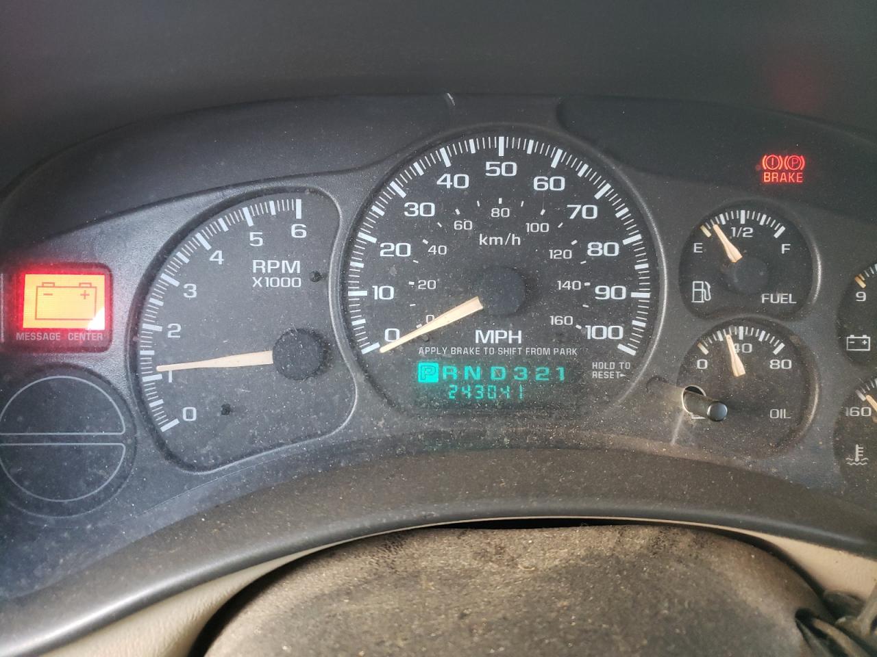 Photo 8 from auction – 2002 CHEVROLET SILVERADO with VIN 1GCEK19T02E174336