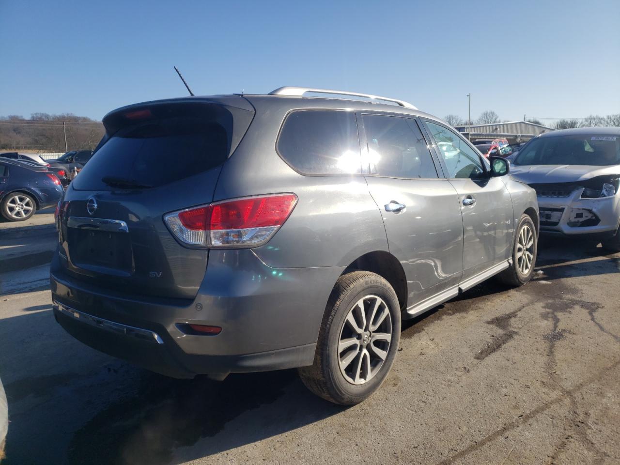 Photo 4 from auction – 2016 NISSAN PATHFINDER with VIN 5N1AR2MNXGC609354