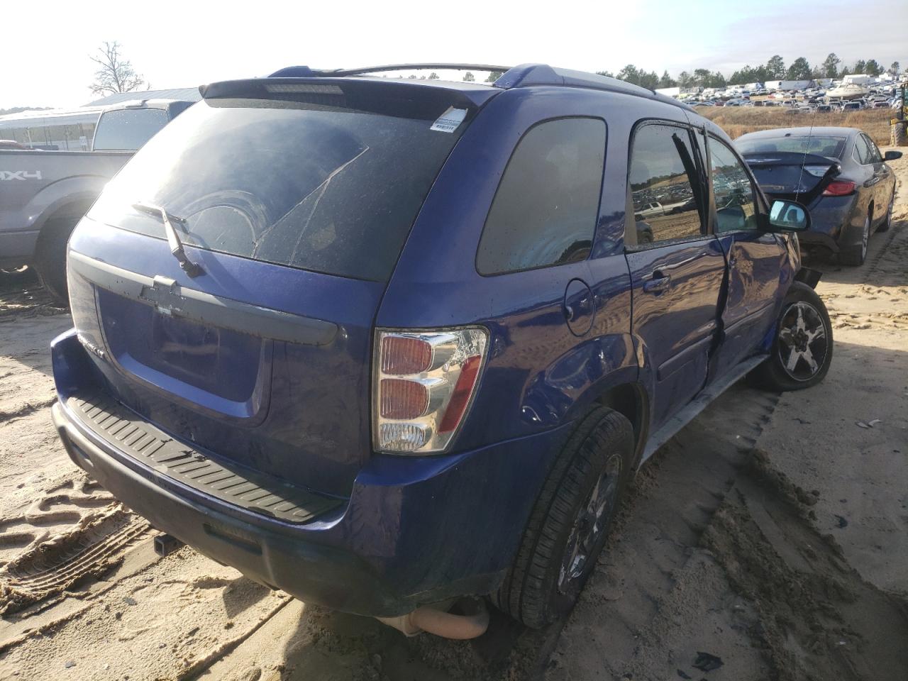 Photo 4 from auction – 2005 CHEVROLET EQUINOX with VIN 2CNDL73FX56035933