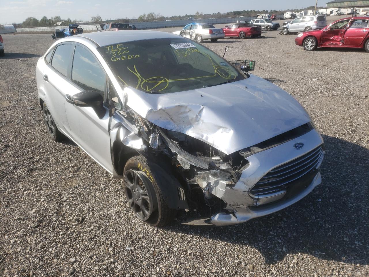 FORD FIESTA SE 2014 with VIN 3FADP4BJ3EM156926 - Photo from auction